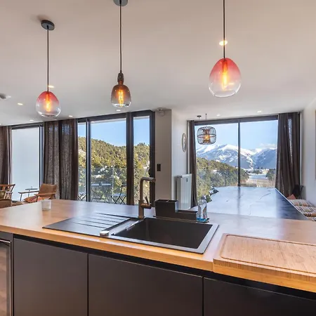 Le Refuge D'égat - Avec Vue Imprenable Sur Les Montagnes Apartamento